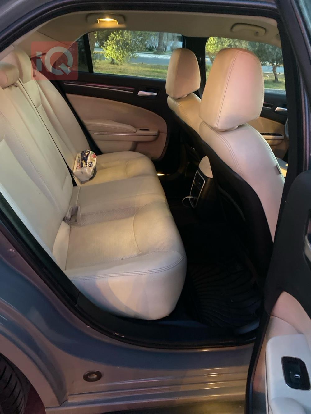 Chrysler 300